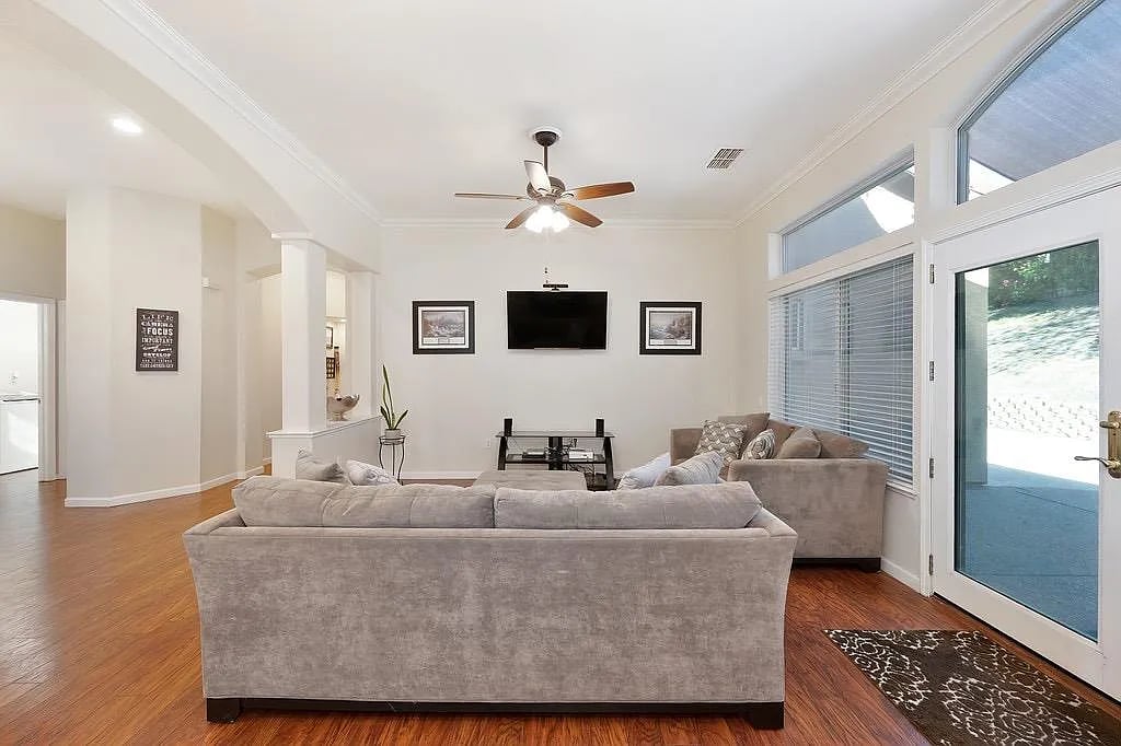 4622 Nassau Ct