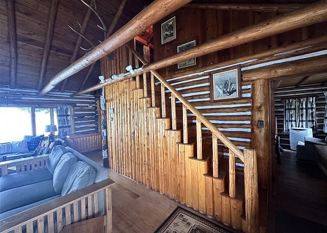 Randall's Point End Cabin 