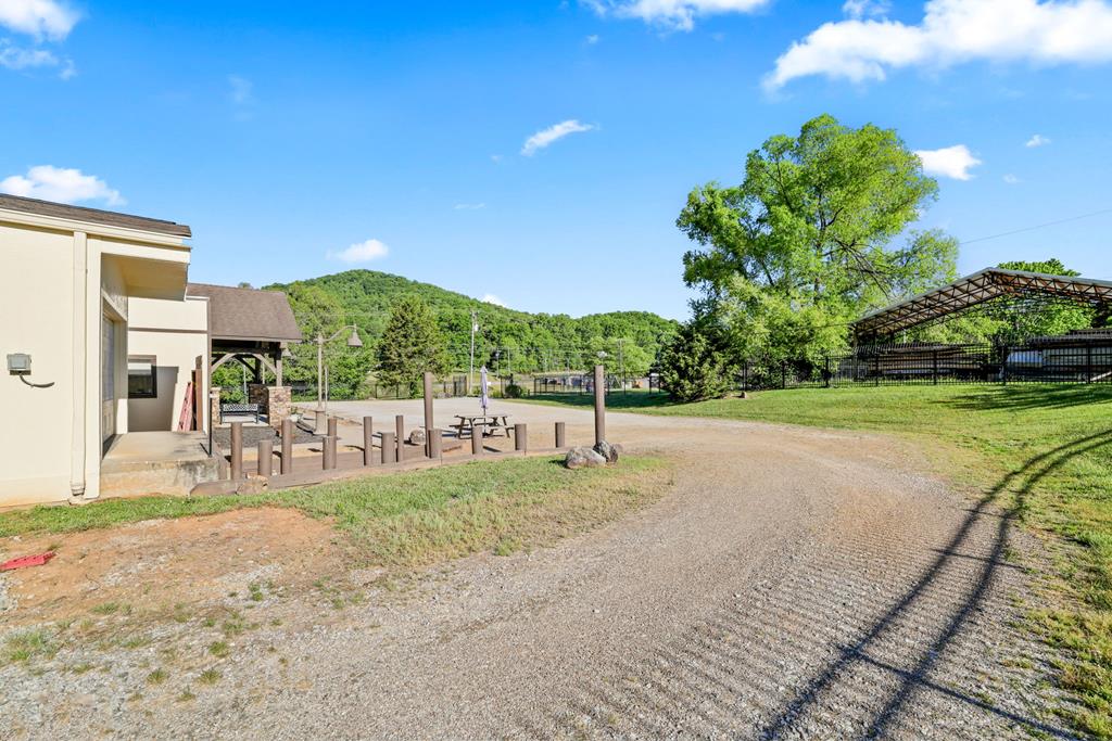 310 Terrell Rd