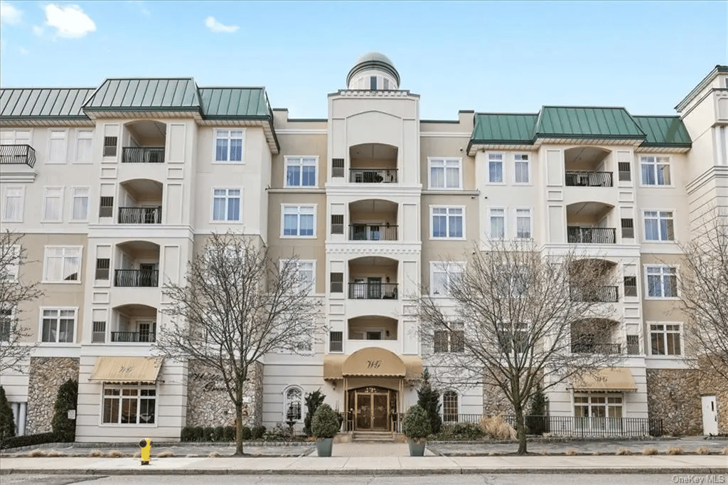 410 Westchester Avenue Unit #210