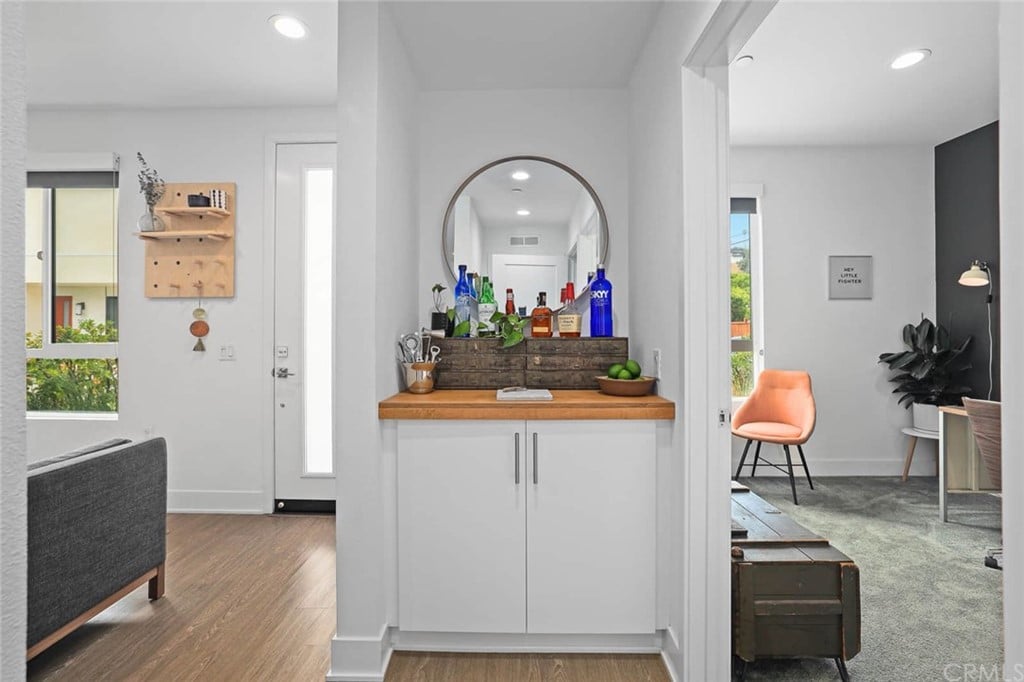 118 S Avenue 50, Unit 204