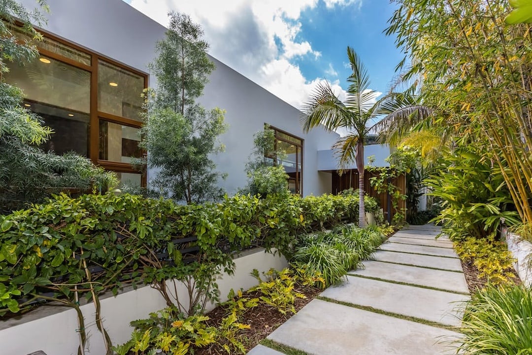 Symphony Oasis