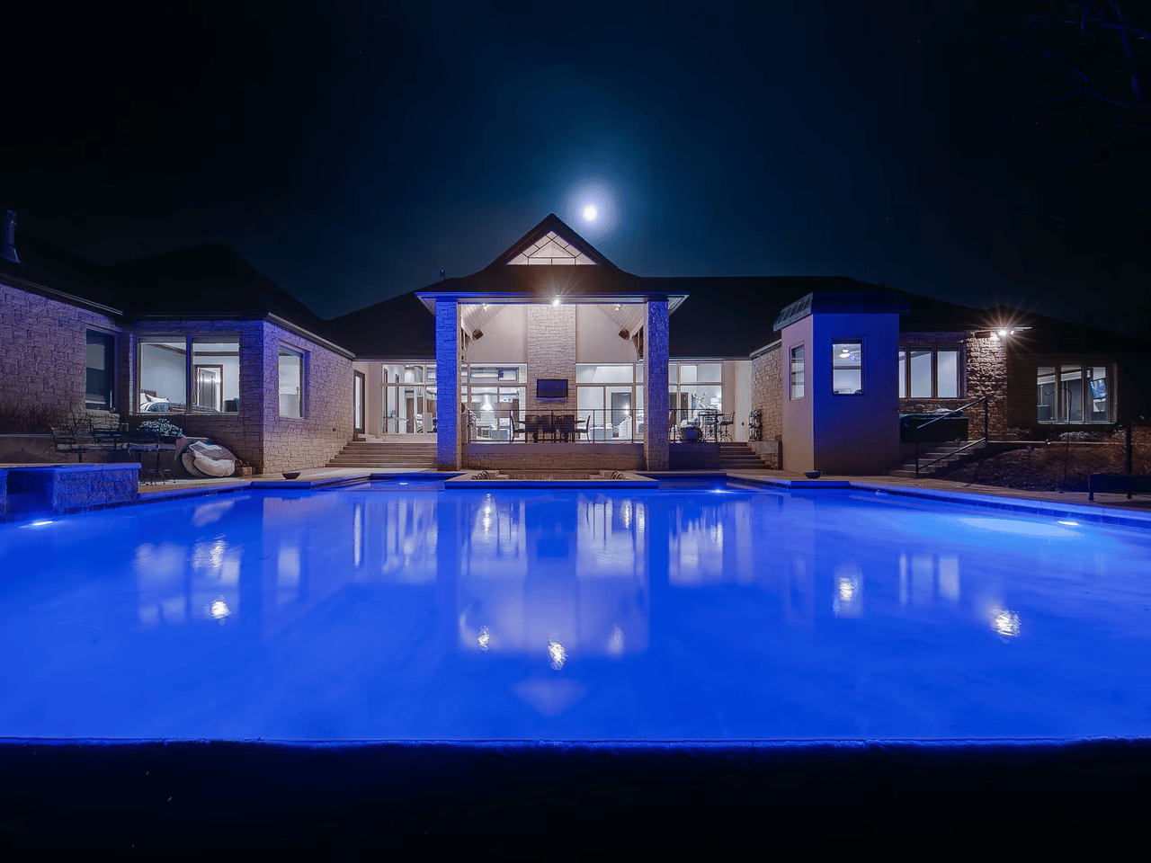 Dreaming of Selling Luxury Homes? Get Ready to Elevate Your Real Estate Game - Wyatt Poindexter - The Agency