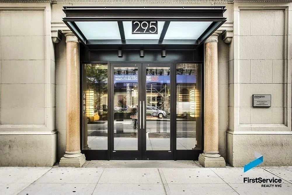 295 Park Avenue South, #7-E