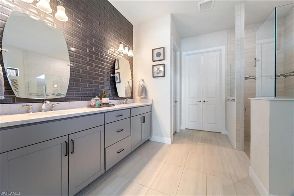 19364 Aqua Shore Dr