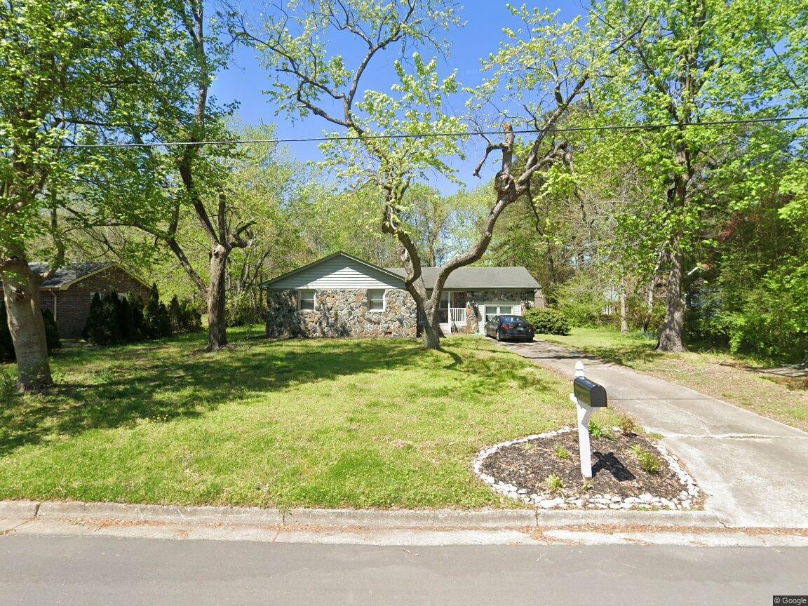 824 Shetland Dr
