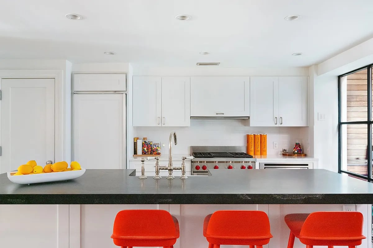 208 West 11th Street 