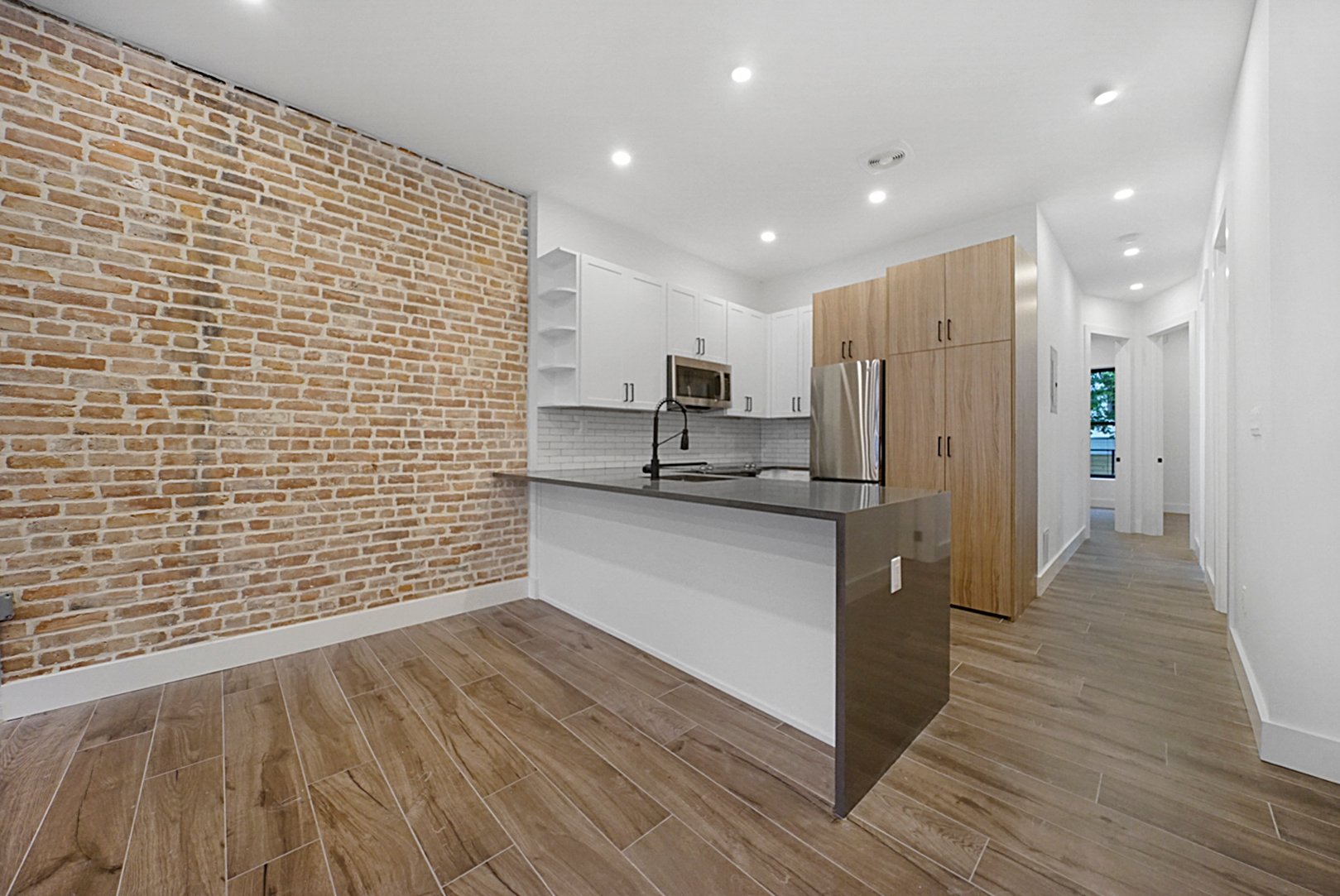 146 Jefferson Ave