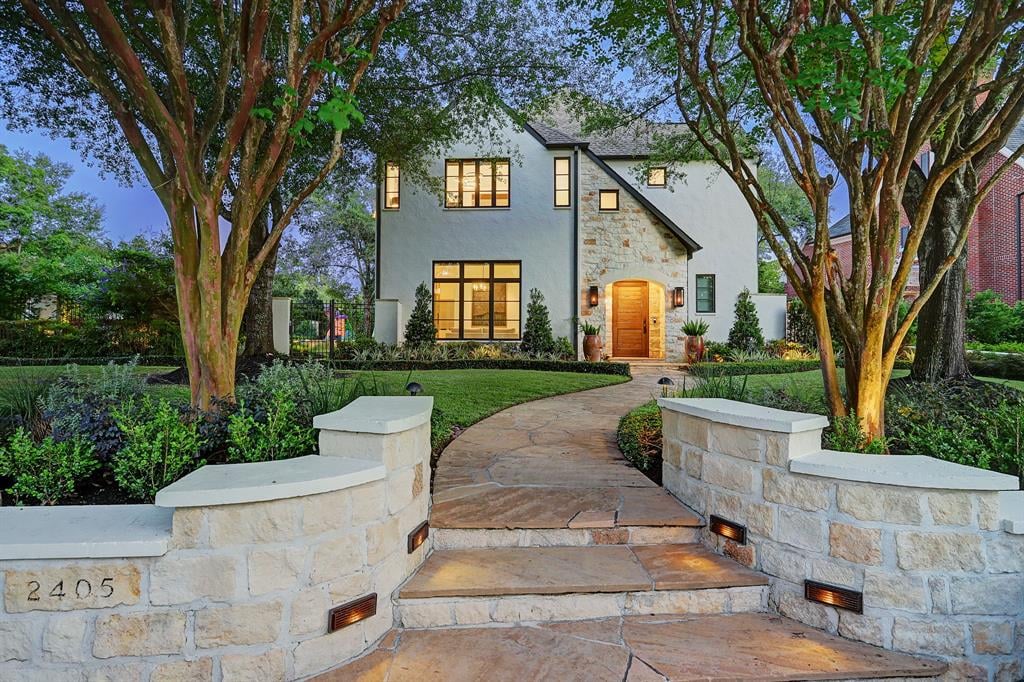 2405 Brentwood Dr Dr