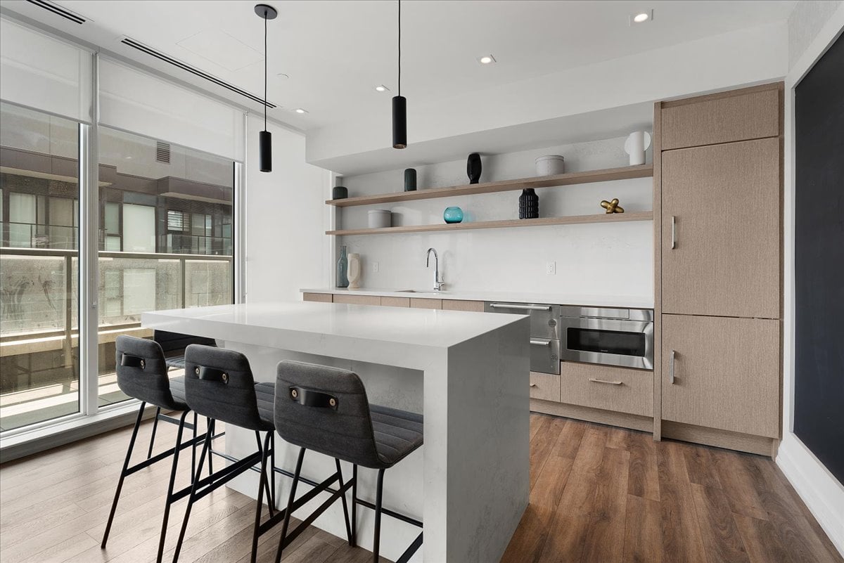212 King William Street Unit: 513