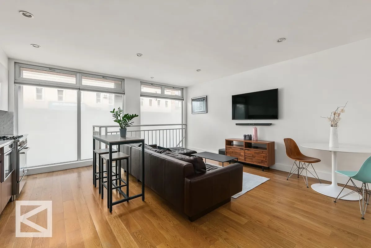 764 Metropolitan Ave, #1