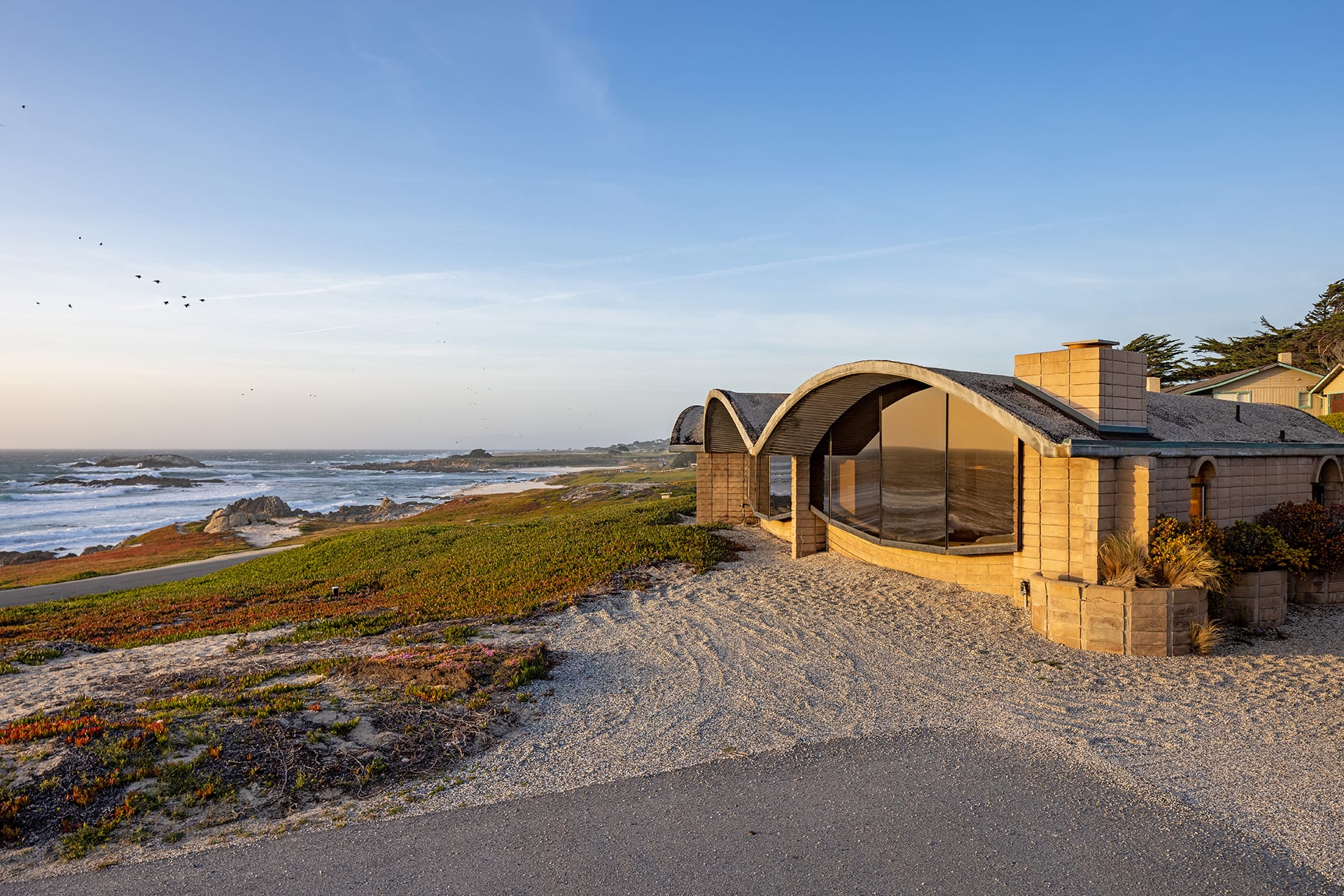 Pebble Beach Icon - Fanshell Beach House - 3137 17 Mile Drive