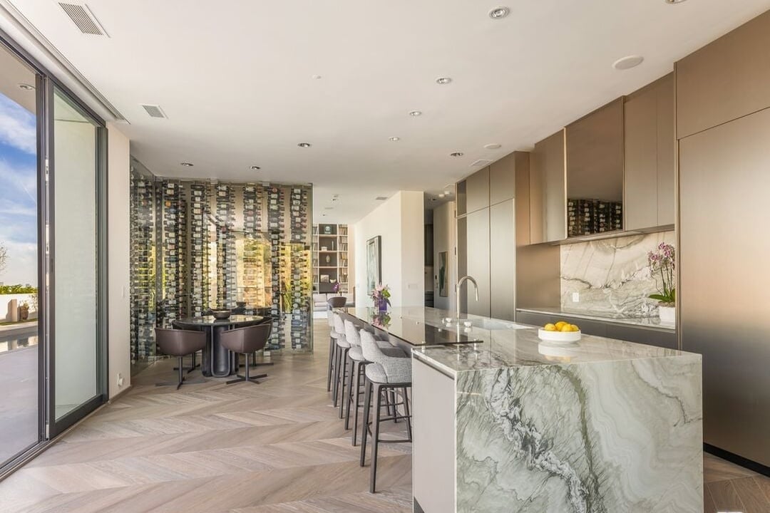 Monarch Crest, Sierra Mar Pl, 90069