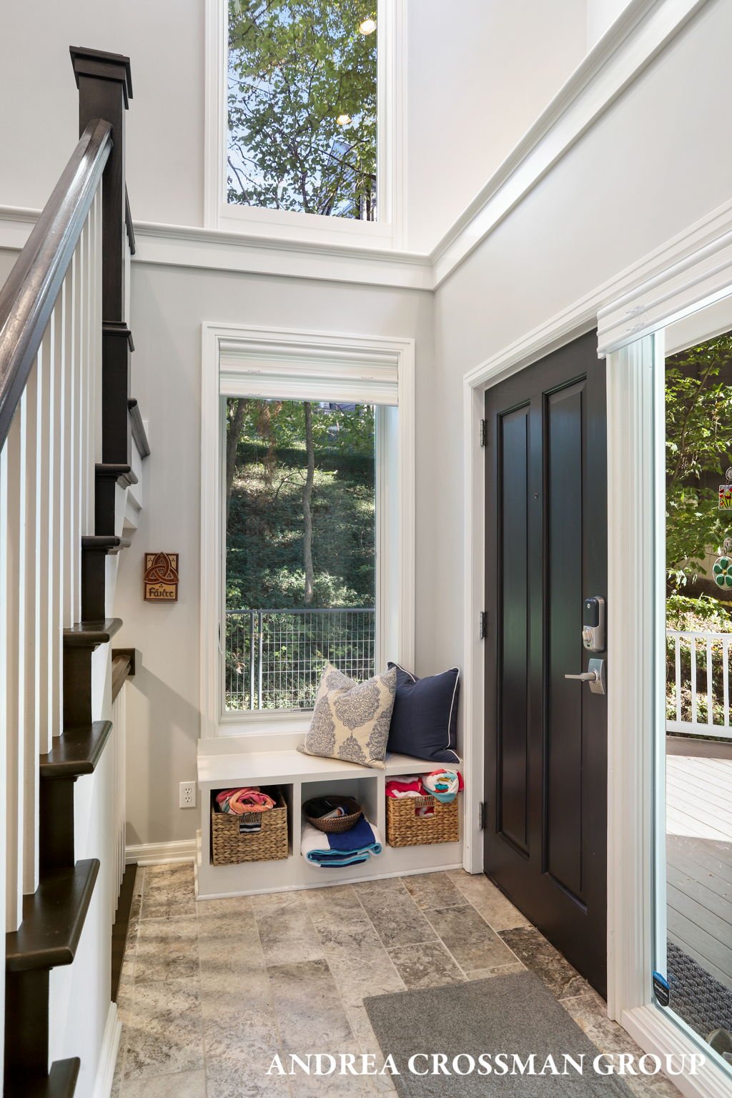 9565 Whispering Sands Dr