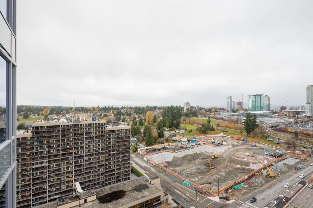 13615 Fraser Hwy, #2005