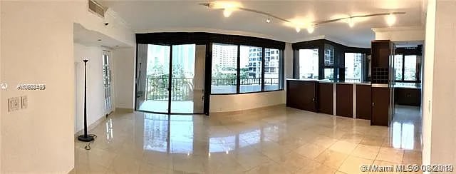 520 Brickell Key Dr #A616