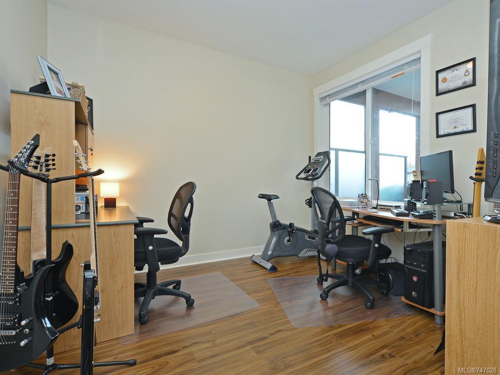 203-662 Goldstream Ave, Langford