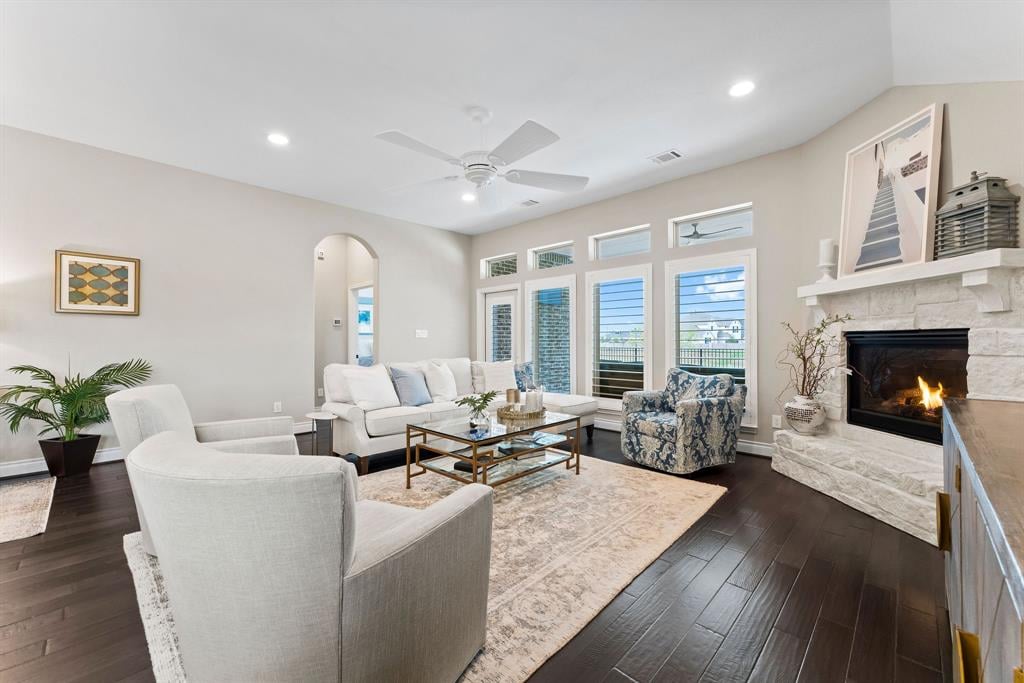 25006 Mountclair Hollow Ln