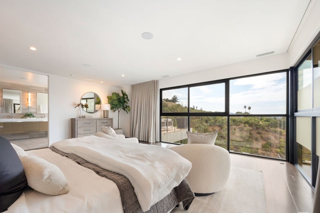 Beverly Ranch Road, 90210