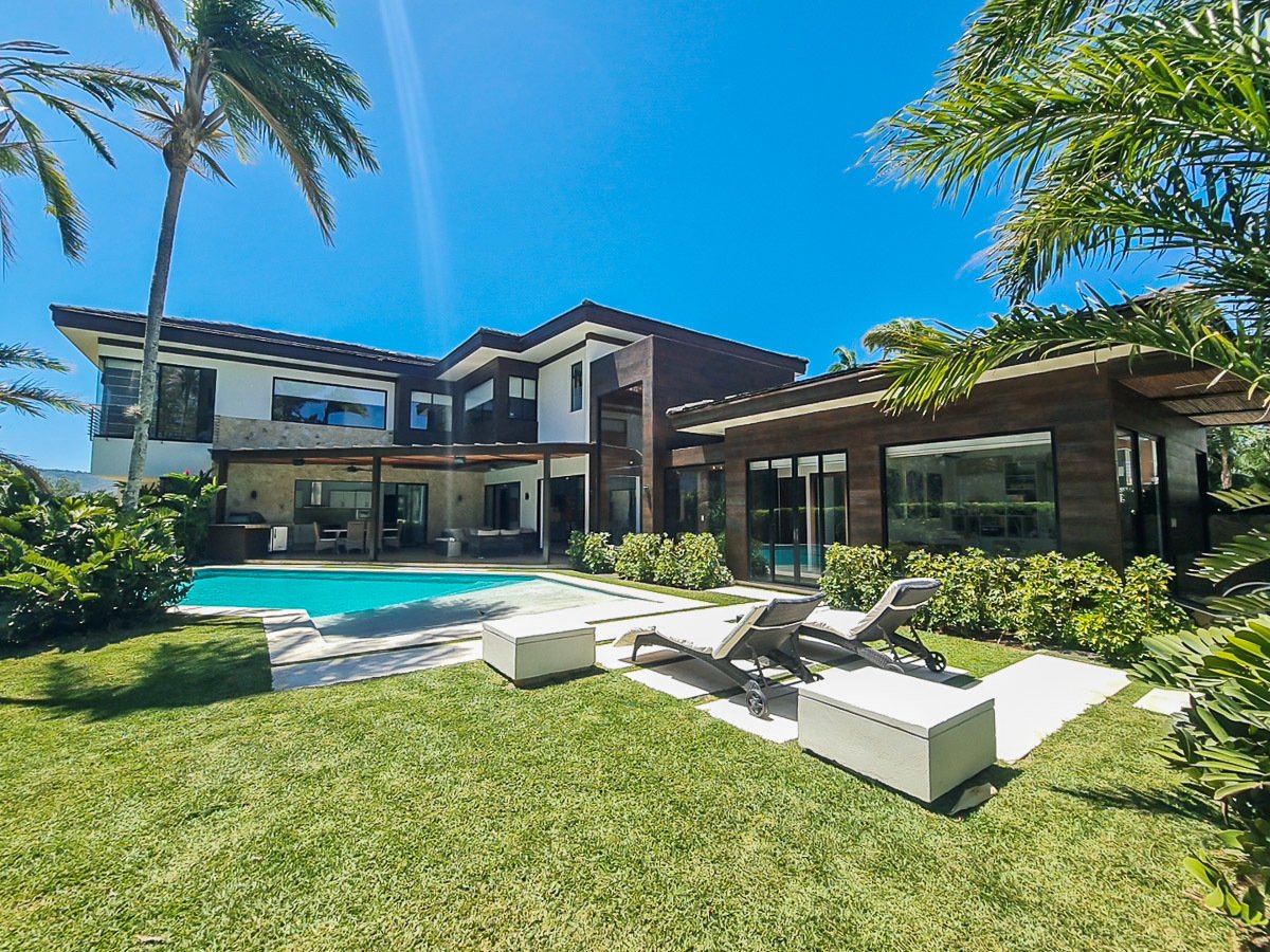 Contemporary Golf Course Villa, Guacima, Alajuela