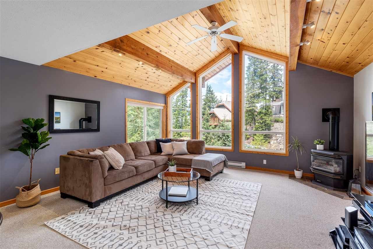 3362 Panorama Ridge