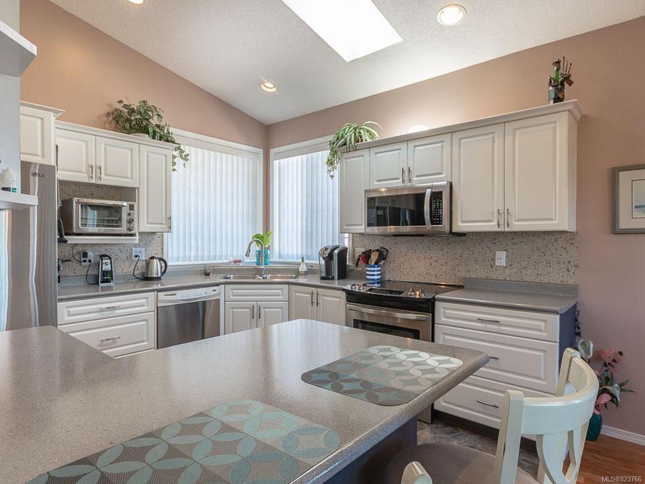 6170 Saturna Ave, Nanaimo