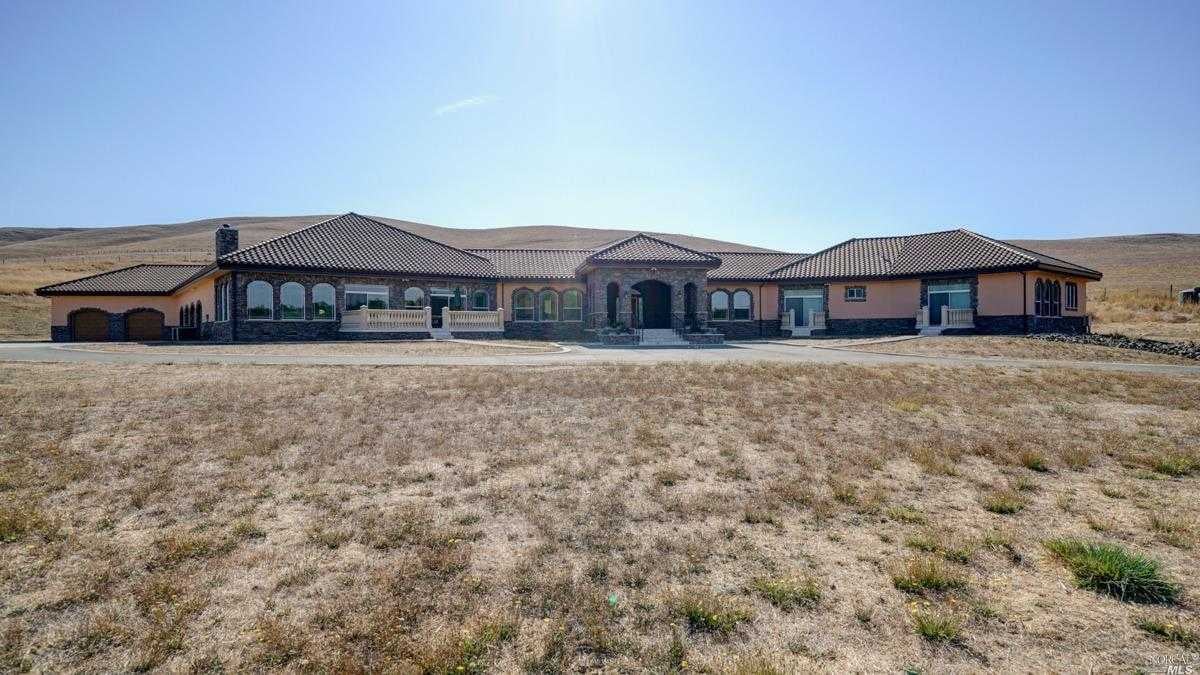 2485 2525 Middle Two Rock Road
