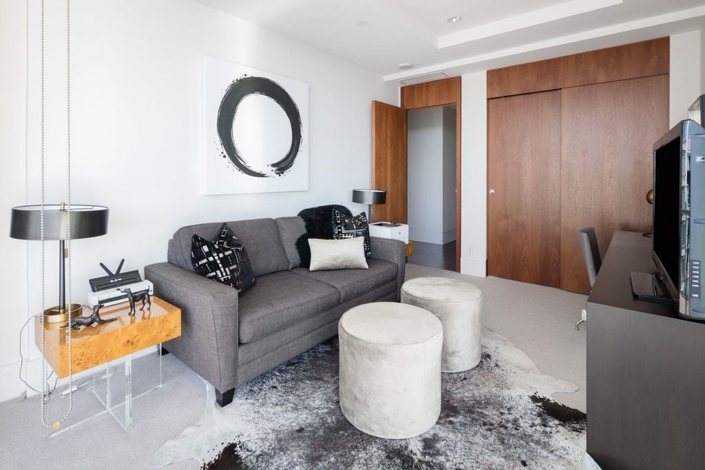 1560 Homer Mews, #1101