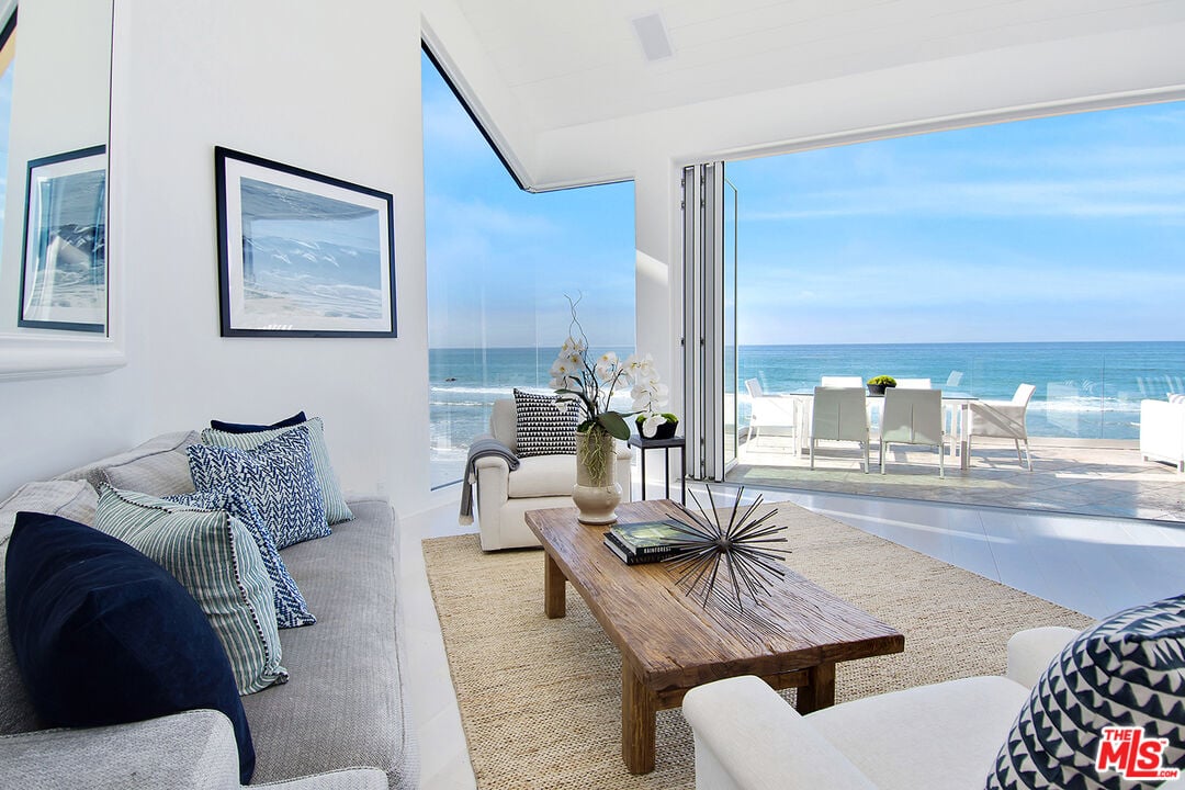 Solis Crest, Broad Beach Rd, 90265