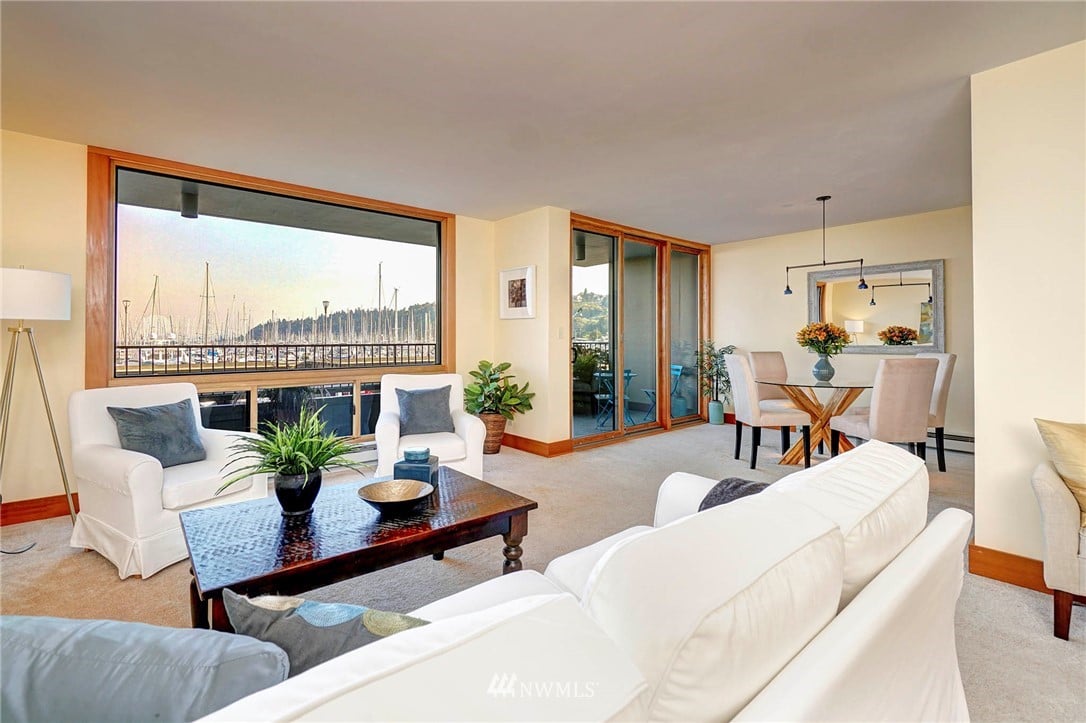 6533 Seaview Ave NW #207A