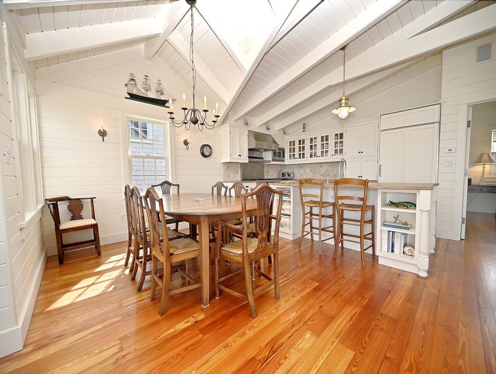 2 Morse St