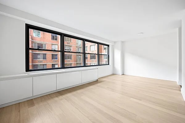 345 East 81st Street #6J