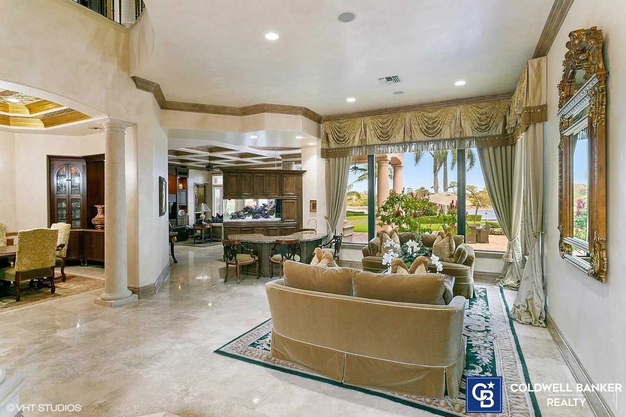 14450 Cypress Island Cir