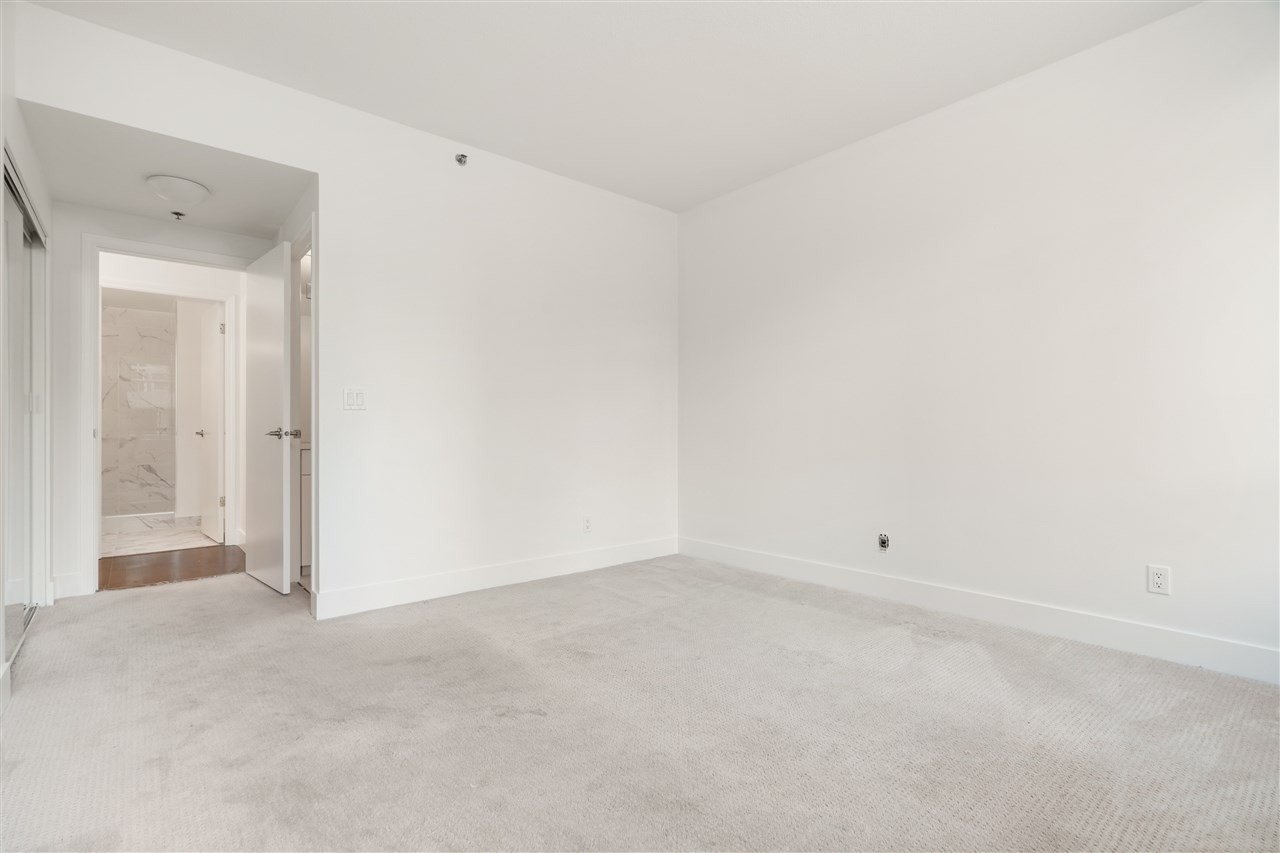 212 Davie St, #607