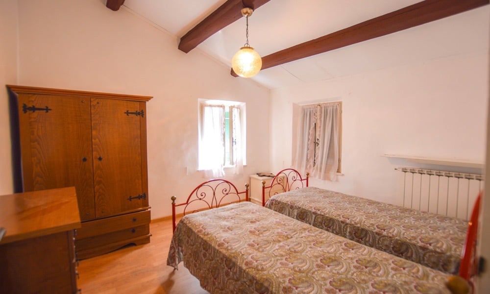 Charming Villa in the Woods of Le Marche