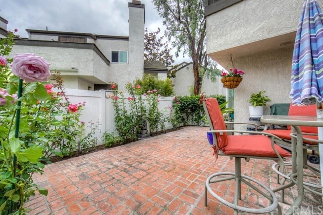 914 Van Ness Ct