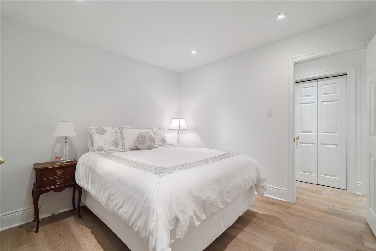 Executive Rental in Forest Hill