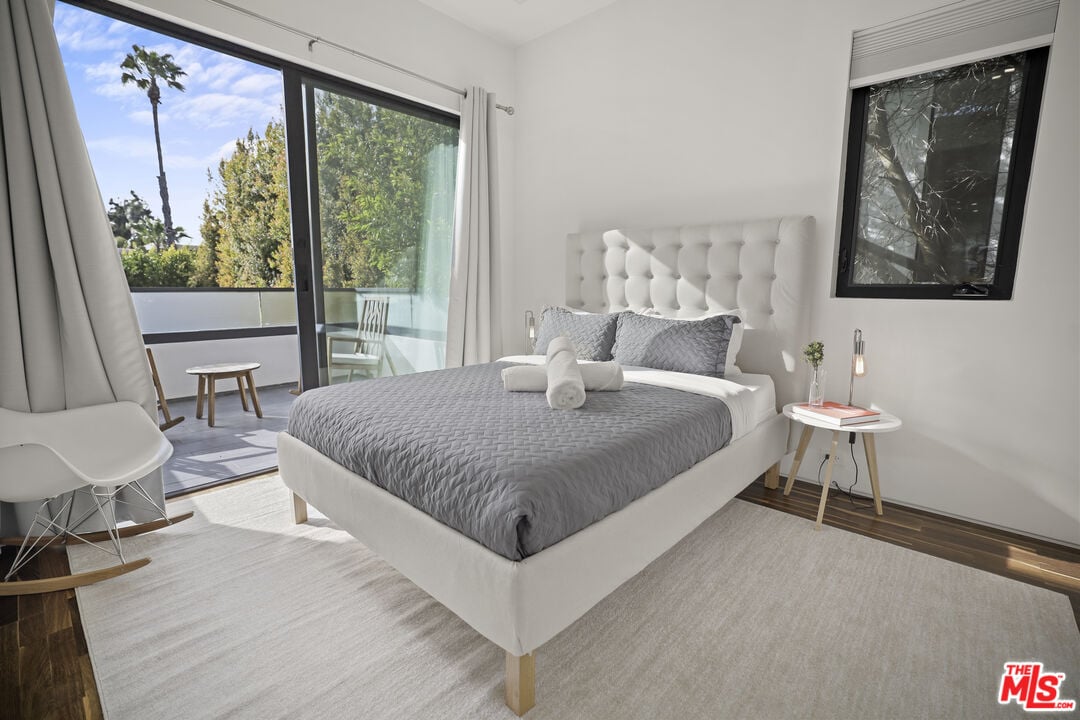 N Crescent Heights Blvd, 90046