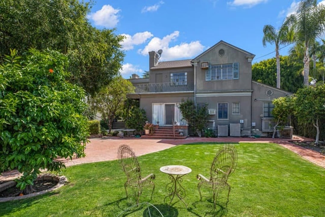 Aurora Estate