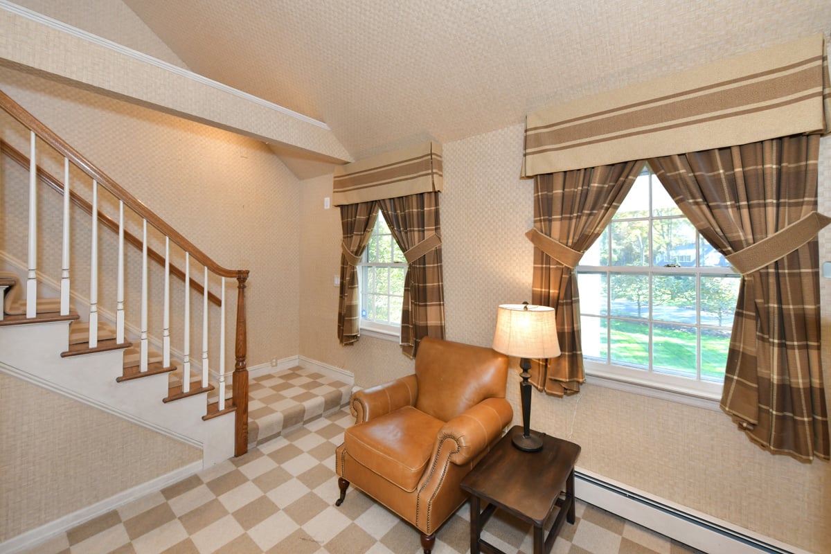 18 Powderhorn Rd