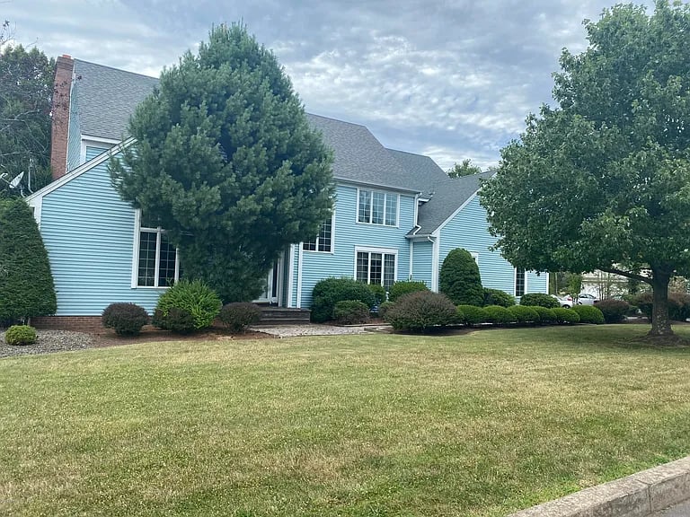 34 Genoa Ln