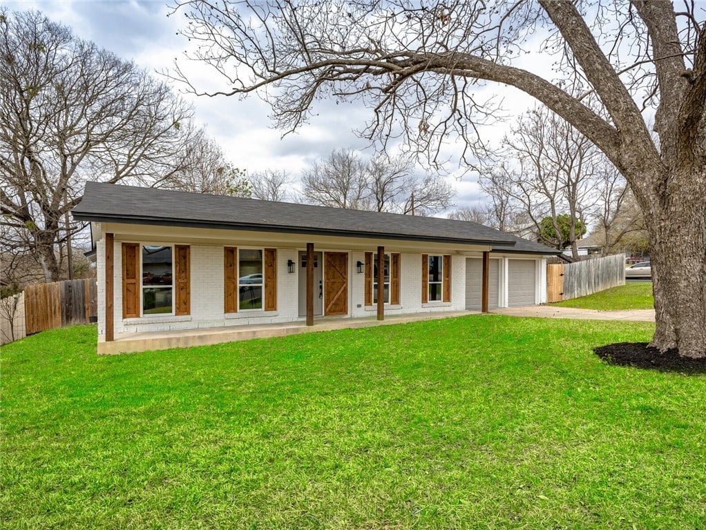 6804 Kings Pt