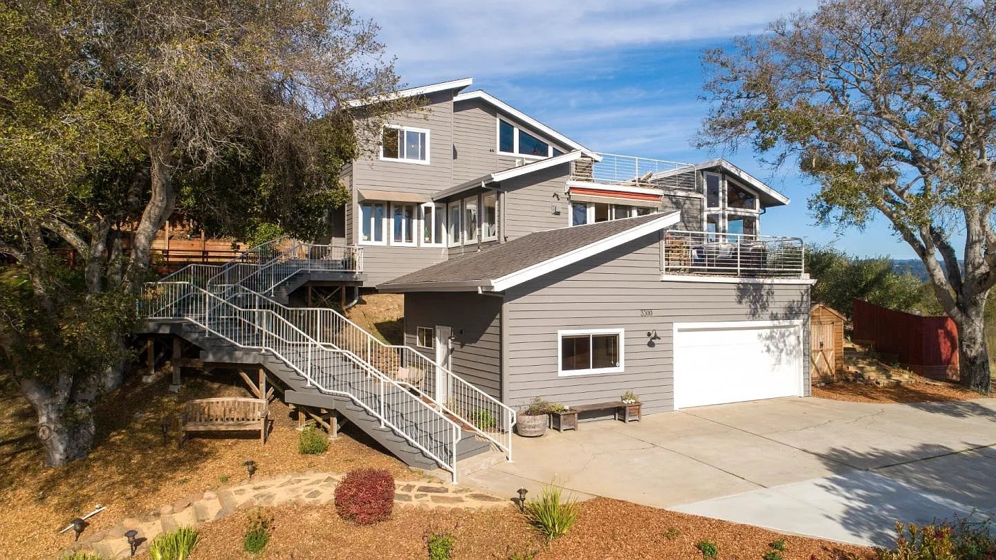 3300 Greenbrae Ln