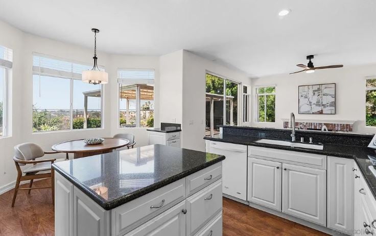 7406 Keisha Ter, San Diego, CA 92126