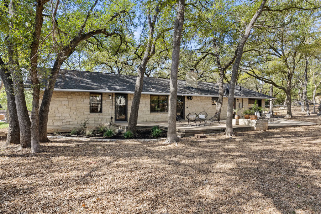 2008 Matthews Ln