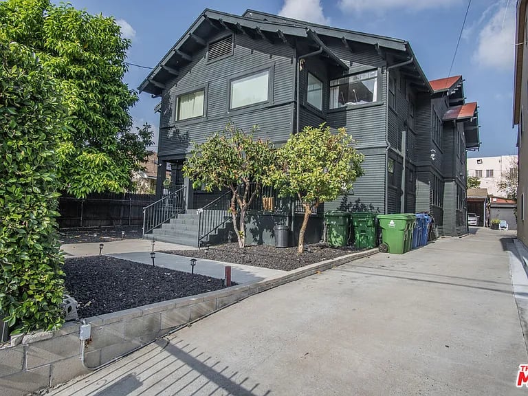 1807 Montana St