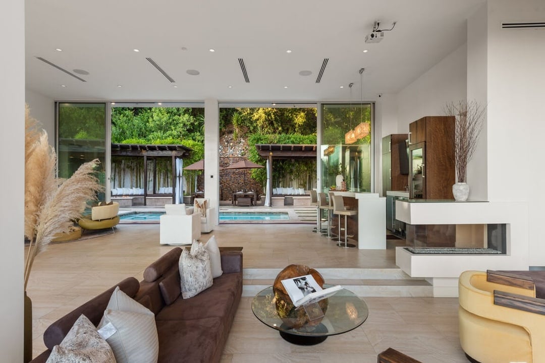 View Opulent