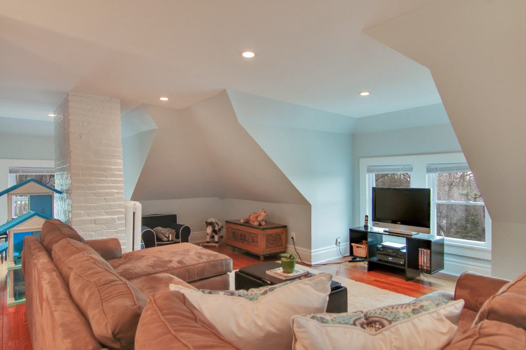 Sold With Multiple Offers Over List Price! 41 Lawrence Avenue, West Orange – $575,000