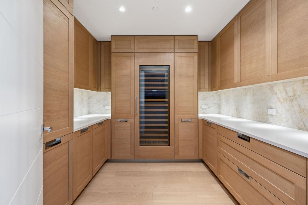 1355 Bellevue Ave, #505