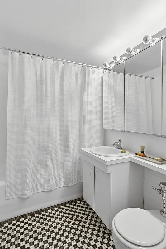 405 West 23rd Street 8H